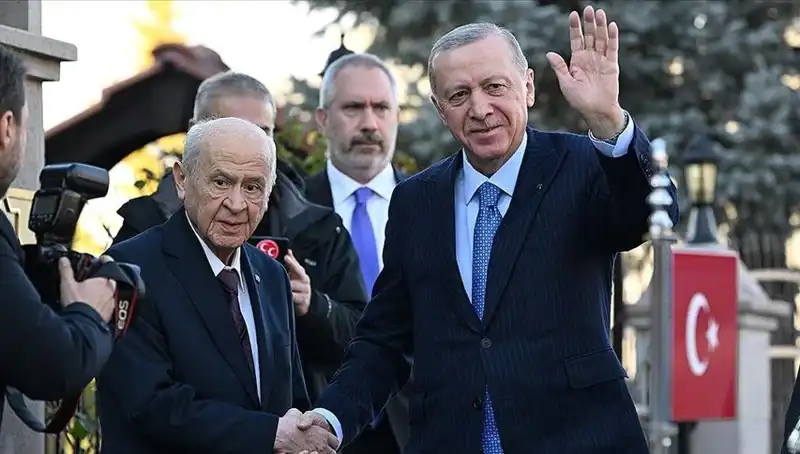 Cumhurbaşkanı Erdoğan'dan Devlet Bahçeli'ye Ziyaret: Siyasi Gündem Neleri Getiriyor?