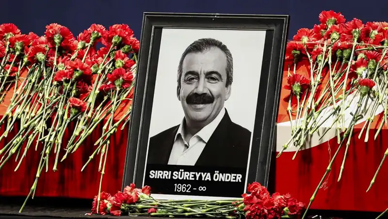 Meclis'te Sırrı Süreyya Önder Anması: Unutulmaz Anlar ve Duygu Dolu Konuşmalar