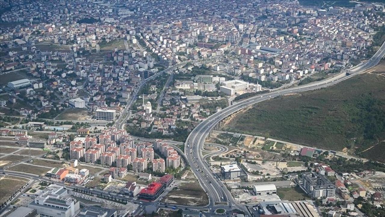 Türkiye'nin en hızlı büyüyen ilçesi Esenyurt, nüfusunda önemli bir artış yaşadı