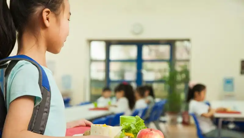 İspanya'dan Obezite İle Mücadelede Radikal Adım: Yağlı Yiyecekler Yasaklanıyor!