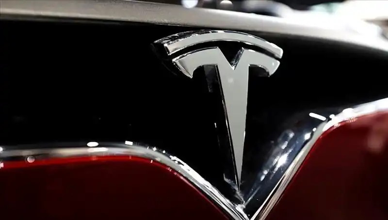 Tesla'da Ucuz Model Tartışmaları ve FSD Beklentileri Karışıklık Yarattı!