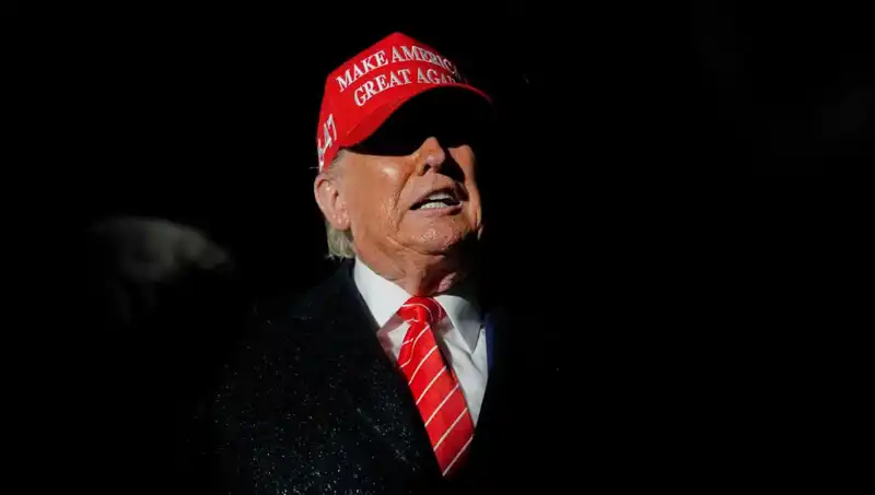 Yüksek Mahkeme'den Trump’a Büyükyetki: Göçmenlerin Yasal Statüsünü İptal Edebilecek