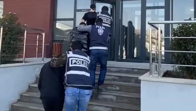 Korsan Taksi ile Yakalanan Gasp Çetesi: Olayın Detayları