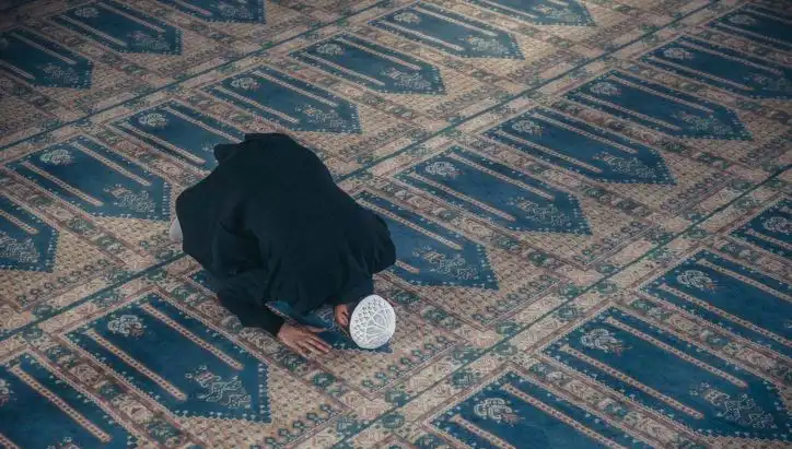 Cuma Namazı Saatleri: 12 Eylül'de İstanbul, Ankara, İzmir'de Ne Zaman Kılınacak?