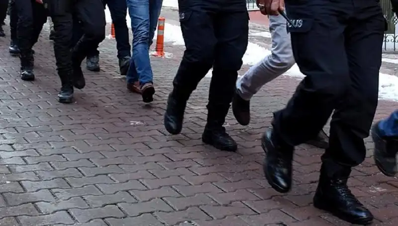 Muğla'da Büyük Uyuşturucu Operasyonu: 24 Kişi Gözaltında!
