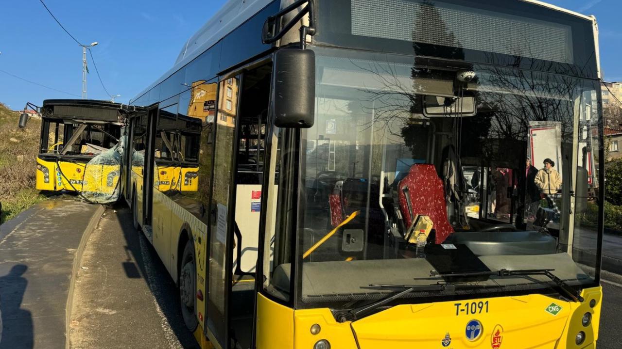 İstanbul'da İETT Otobüsleri Kaza Yaptı