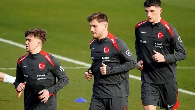 Fenerbahçe ile Anılan Yıldız Oyuncu Galatasaray’a Transfer Olacak