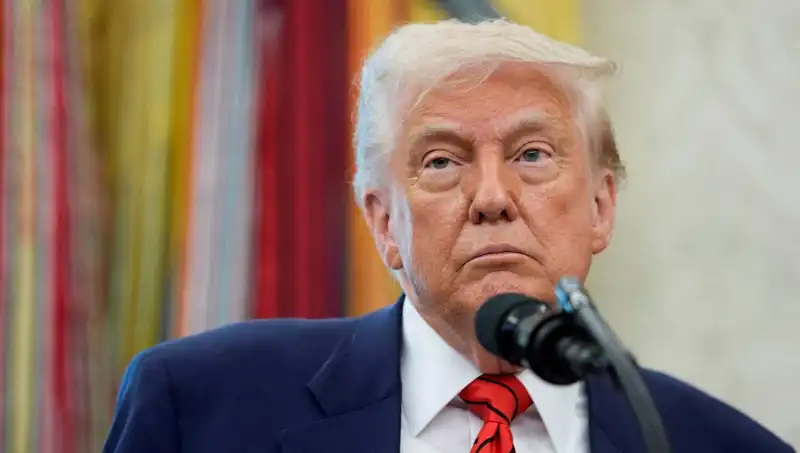 Trump, G7 Zirvesi’nden Sıradışı Bir Şekilde Ayrıldı: Acil Beyaz Saray Toplantısı