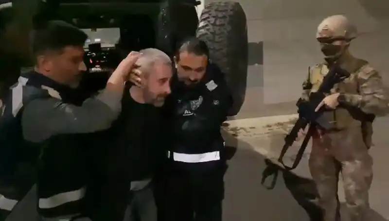 Kardeş Katili Çözüldü: 213 Saatlik Görüntüler İle Suçlu Yakalandı