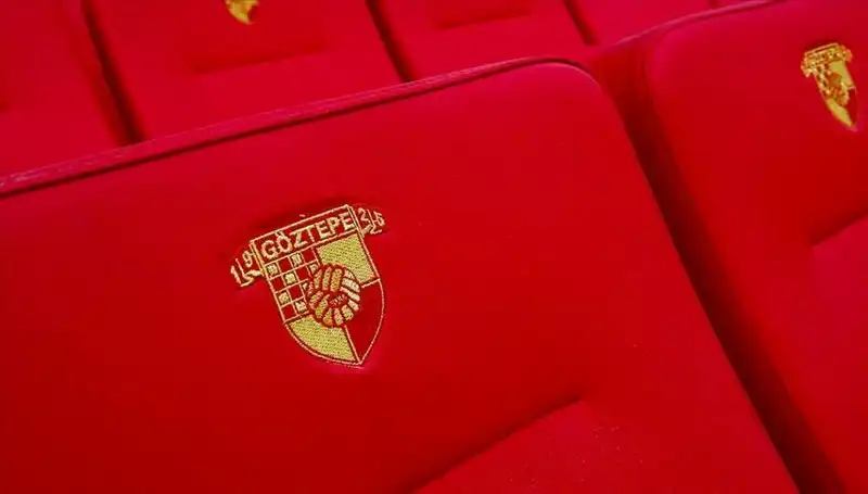 Göztepe, Nigeria'nın Yıldız Isimlerinden Junior Olaitan ile Anlaşmaya Vardı
