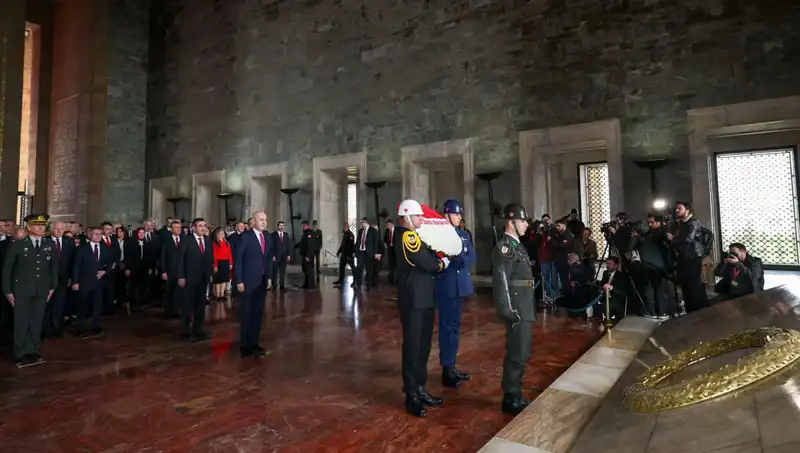 Devlet Erkanı Anıtkabir’de, Türk Ulusu’na Saygı Durdu!
