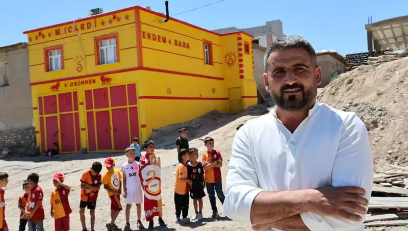 Fanatik Taraftar, Icardi'nin Ardından Osimhen'i de Duvarına Yazdırdı!